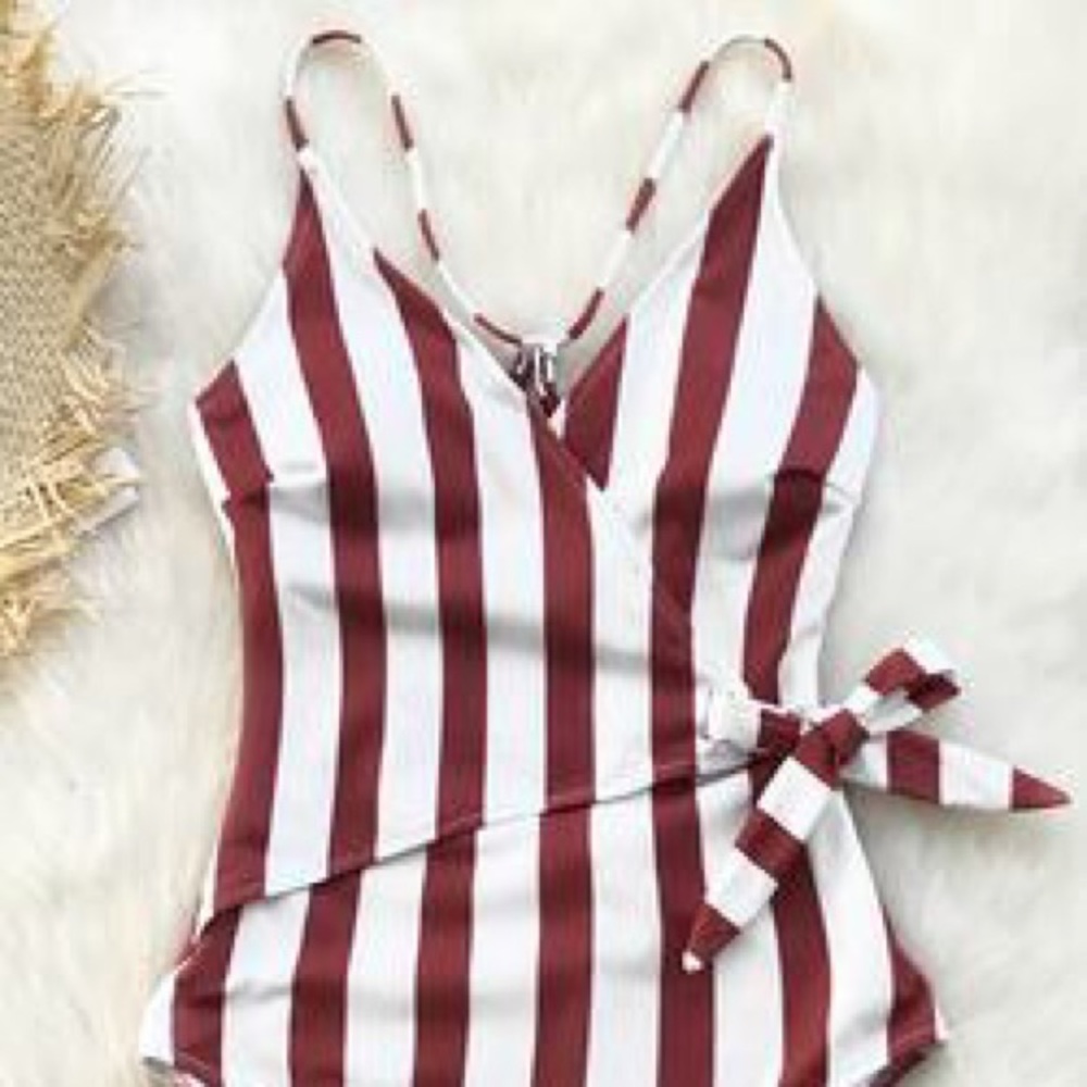 NWT Cupshe Red and White Striped One Piece L